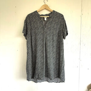 Women's H&M Black & White Floral Short Sleeve Dress Size 10